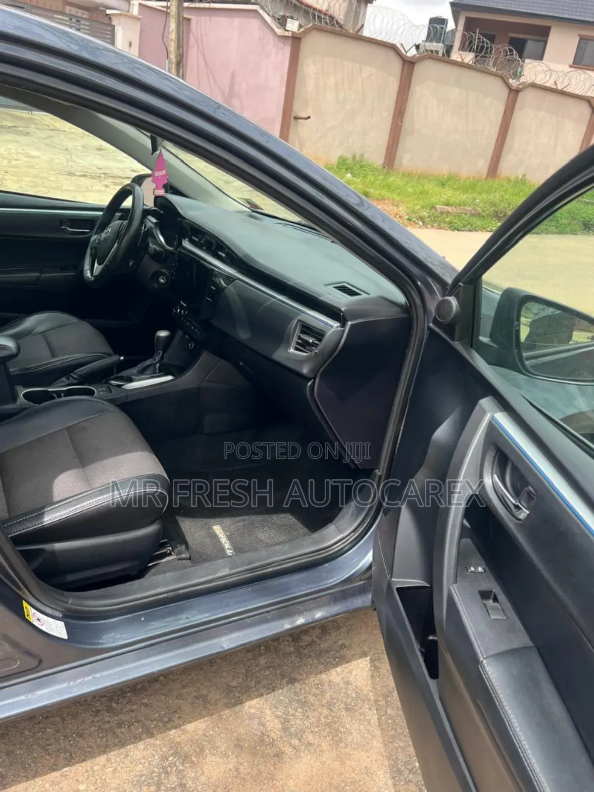 Toyota Corolla S 4dr Sedan (1.8L 4cyl CVT) 2014 Gray