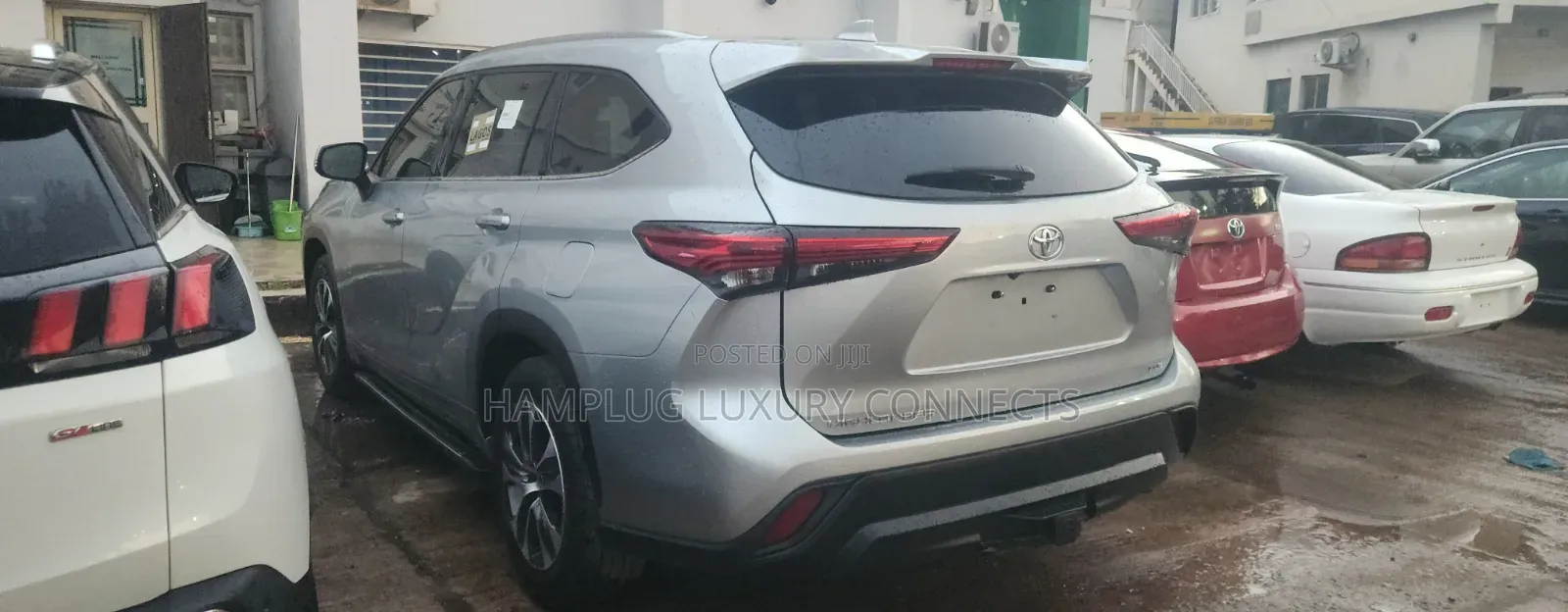 Toyota Highlander 2025 Silver