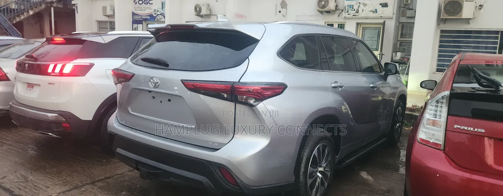 Toyota Highlander 2025 Silver