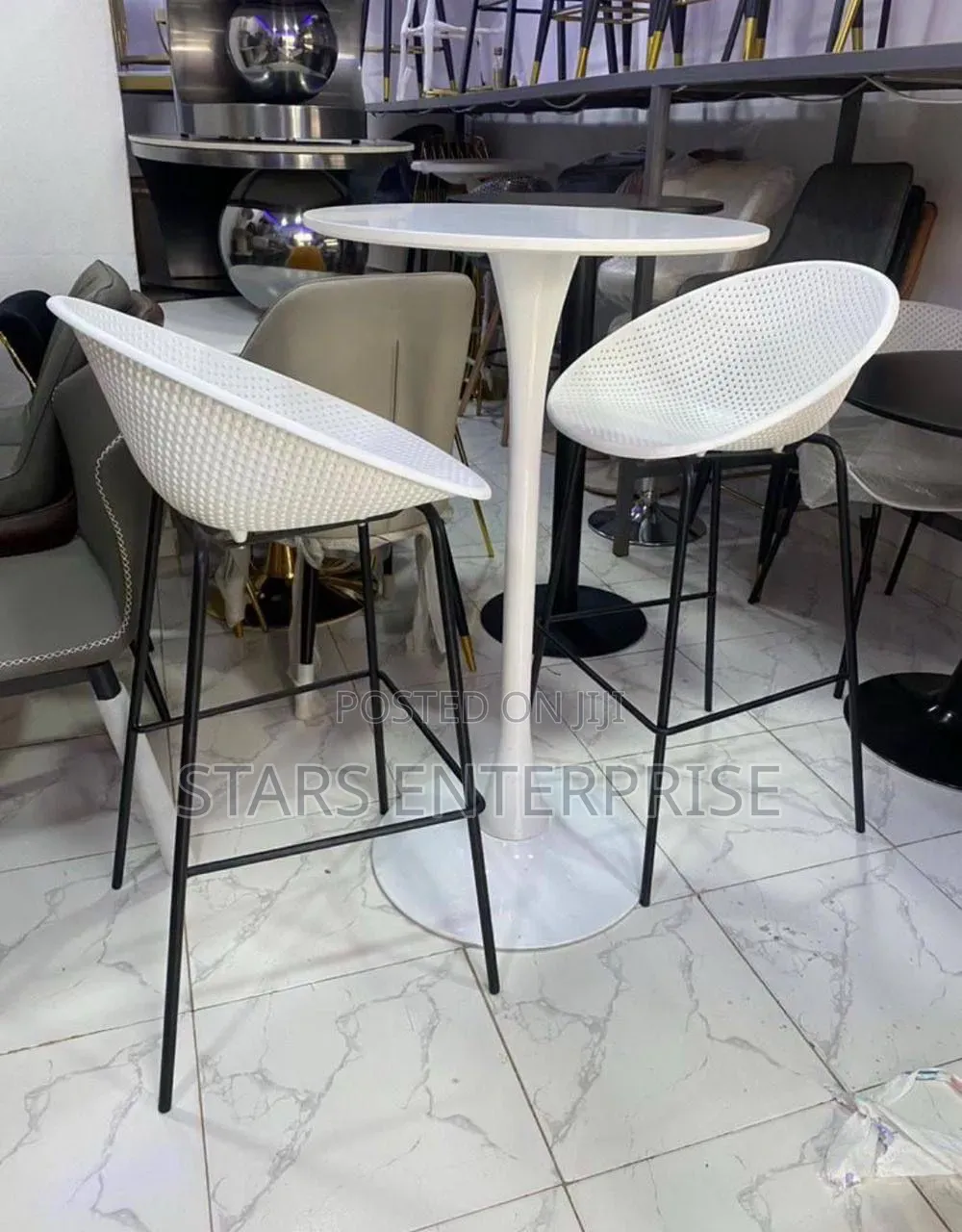 Modern 2 Seater Bar