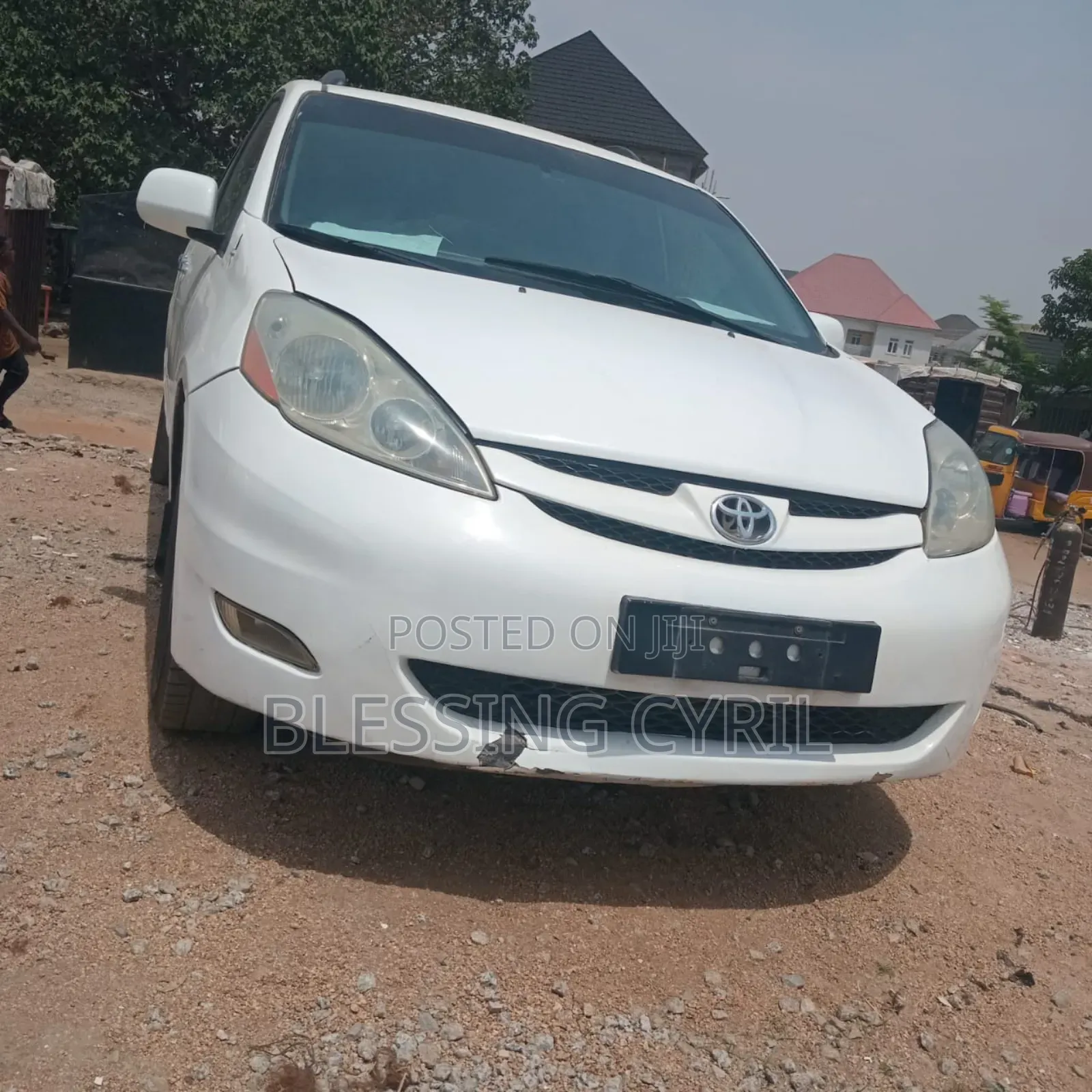 Toyota Sienna 2005 White