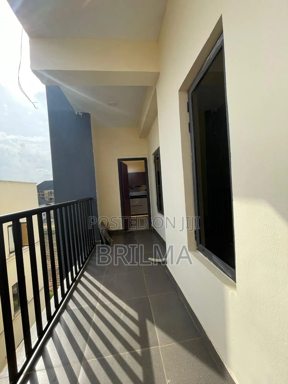 3bdrm Duplex in Jahi for sale
