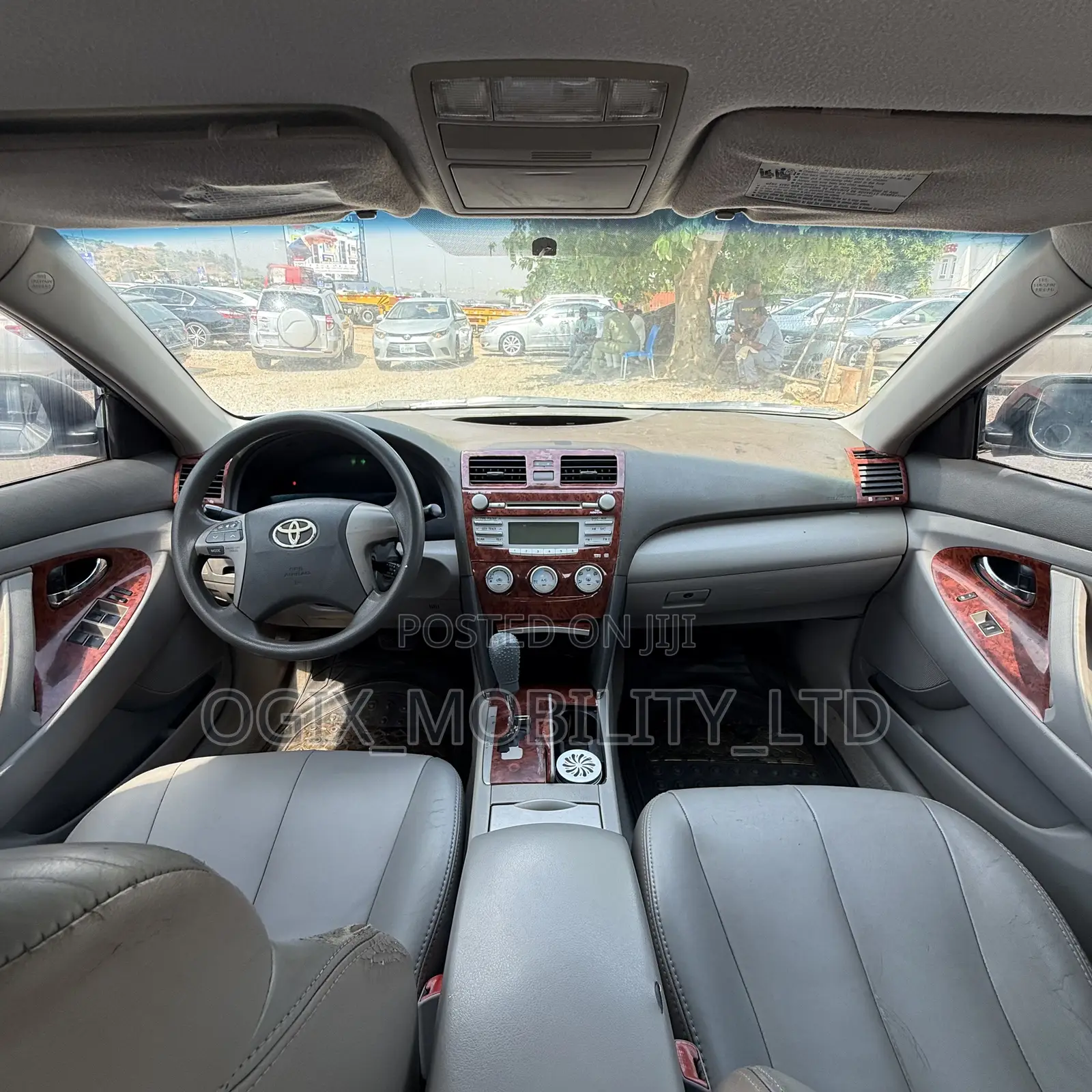Toyota Camry 2011 Silver