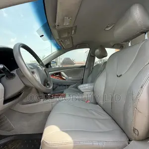 Toyota Camry 2011 Silver