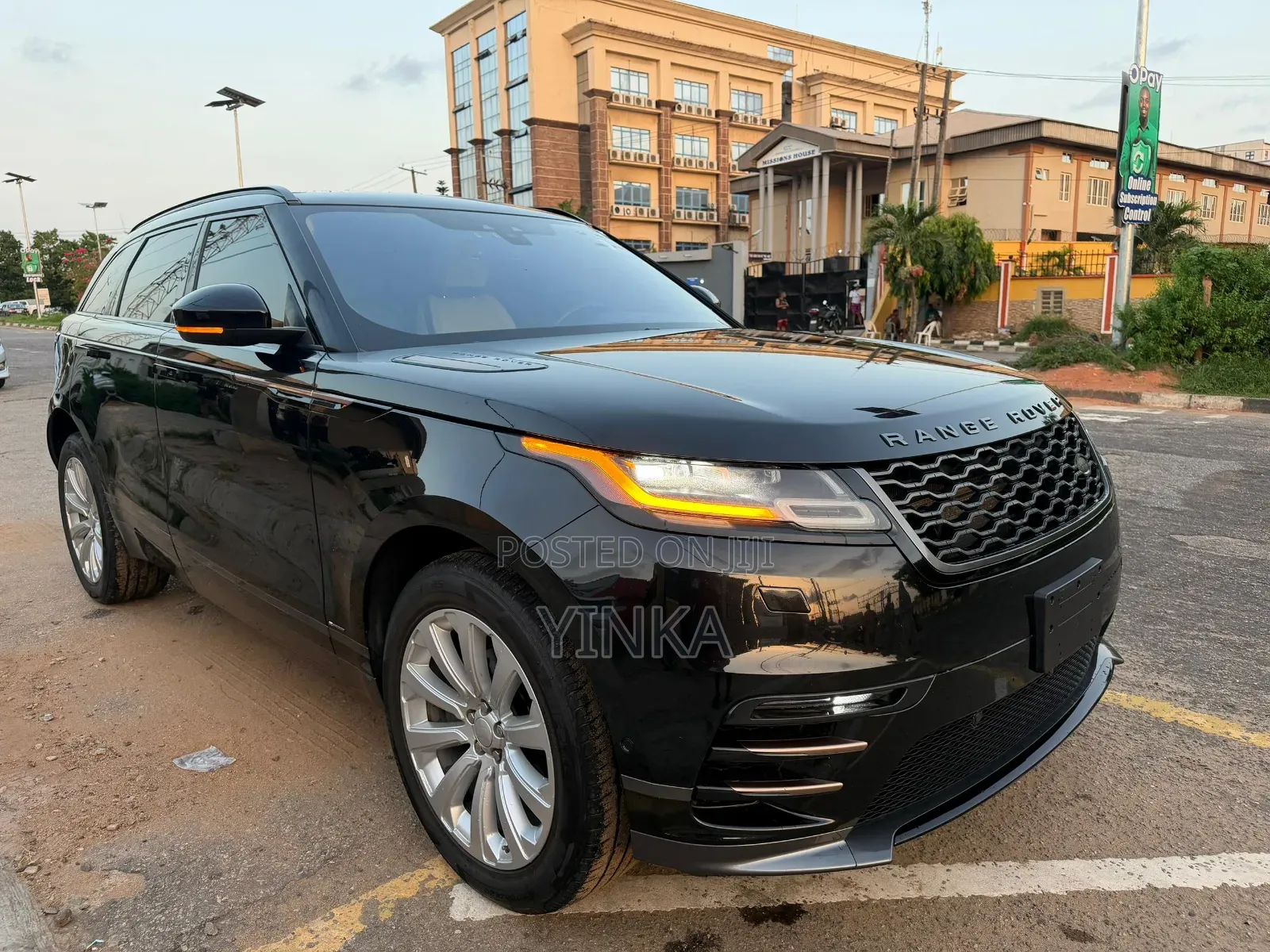 Land Rover Range Rover Velar P250 SE R-Dynamic 4x4 2018 Black