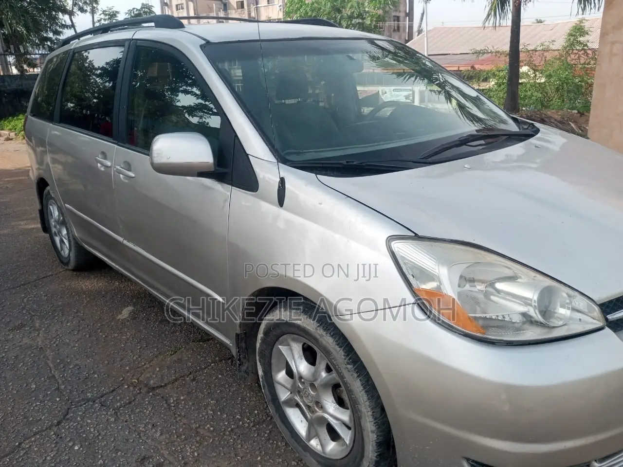 Toyota Sienna LE AWD (3.3L V6 5A) 2004 Silver