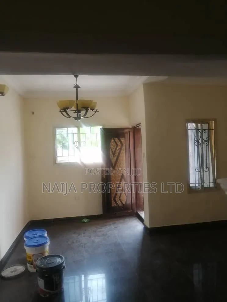 3bdrm Apartment in Giwa Garden, Sangotedo for rent