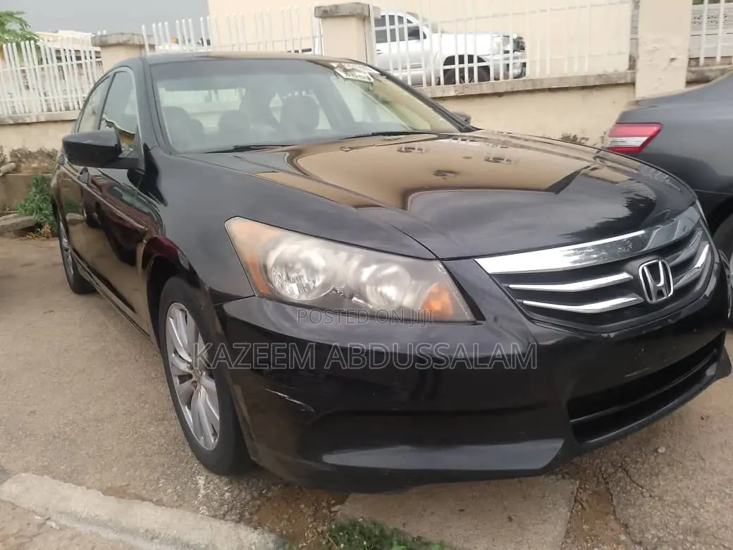 Honda Accord 2010 Black
