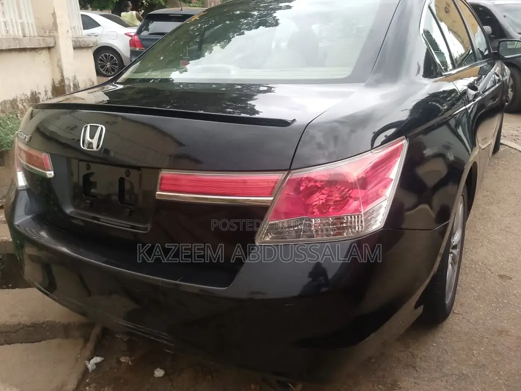 Honda Accord 2010 Black