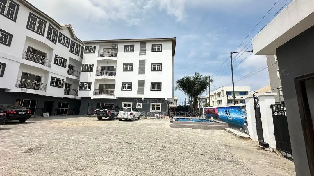Mini Flat in Osapa london for rent