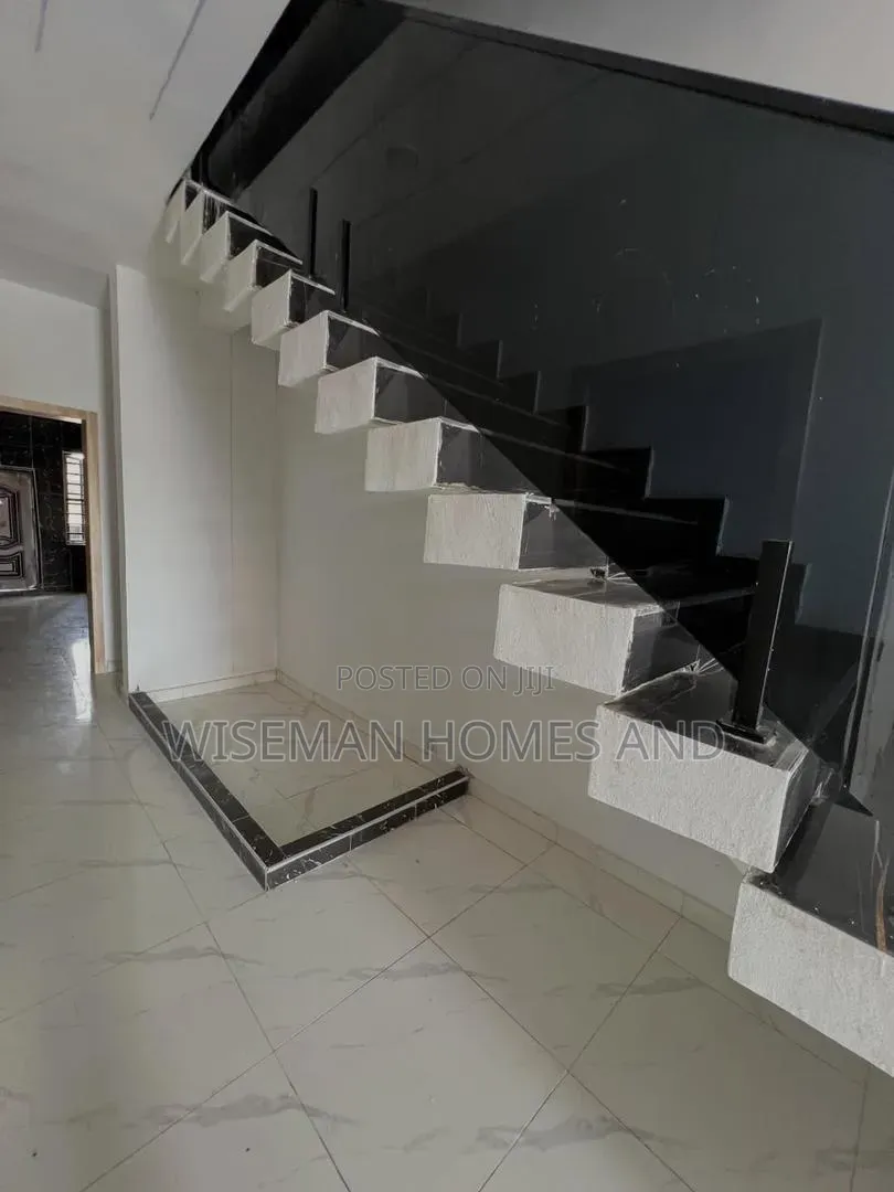 4bdrm Duplex in Ikota Lekki Eti-Osa for rent
