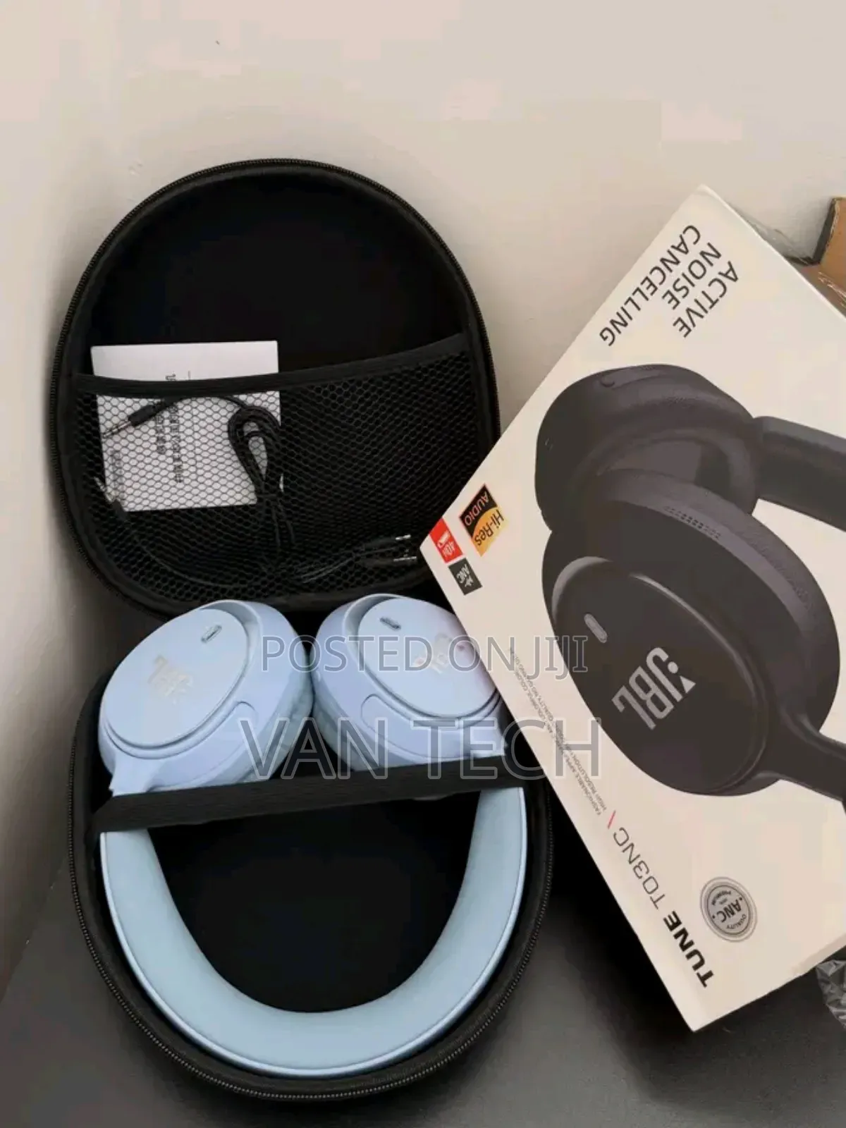 JBL Headphone