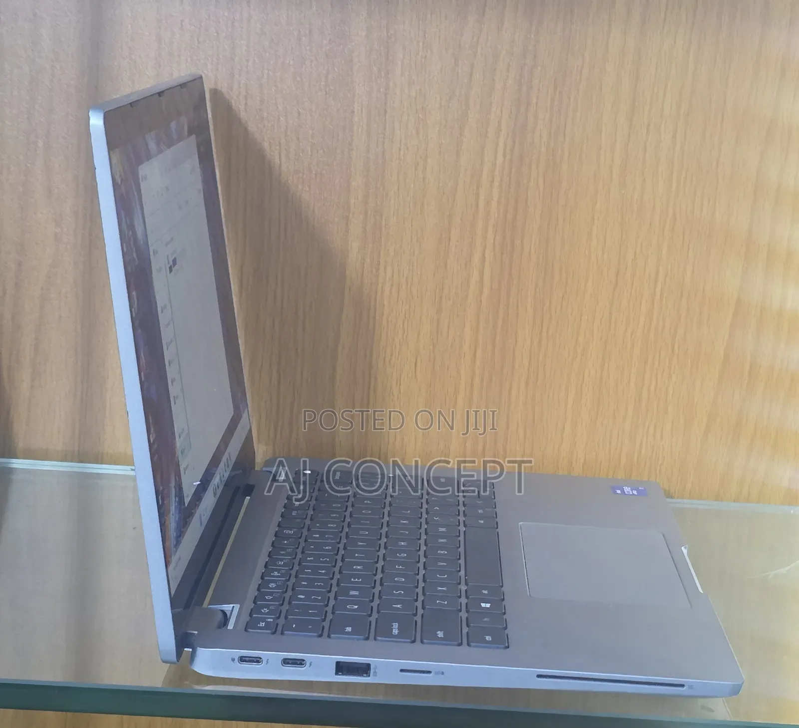 Laptop Dell Latitude 5320 32GB Intel Core i7 SSD 256GB