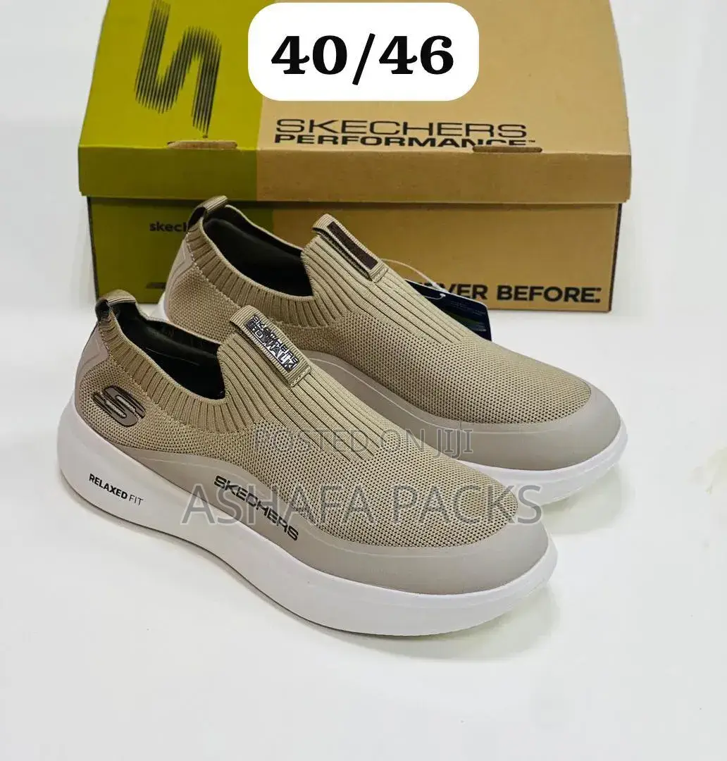 Sketchers Relaxed Fit (Boxed)