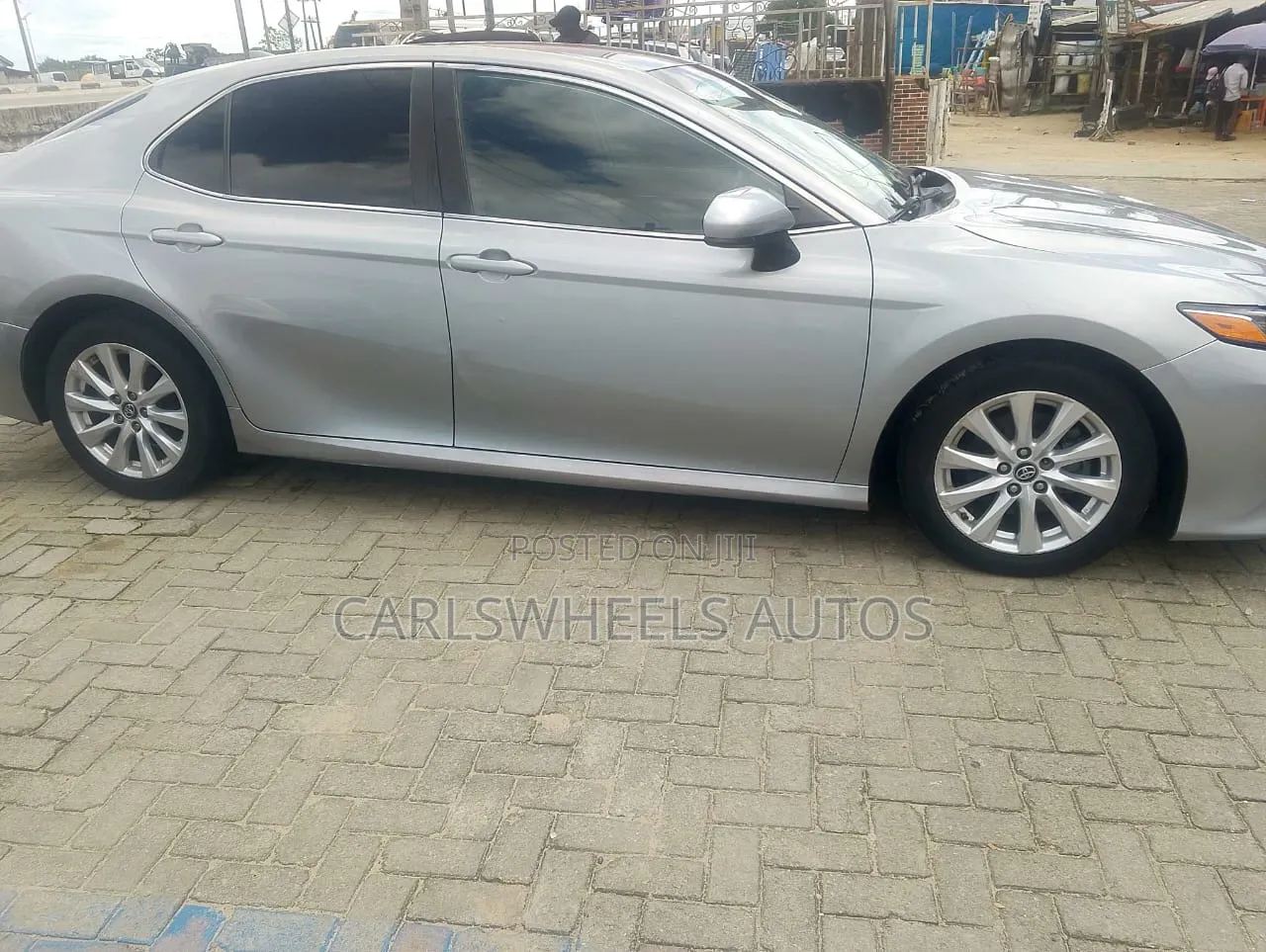Toyota Camry LE (2.5L 4cyl 8A) 2019 Silver