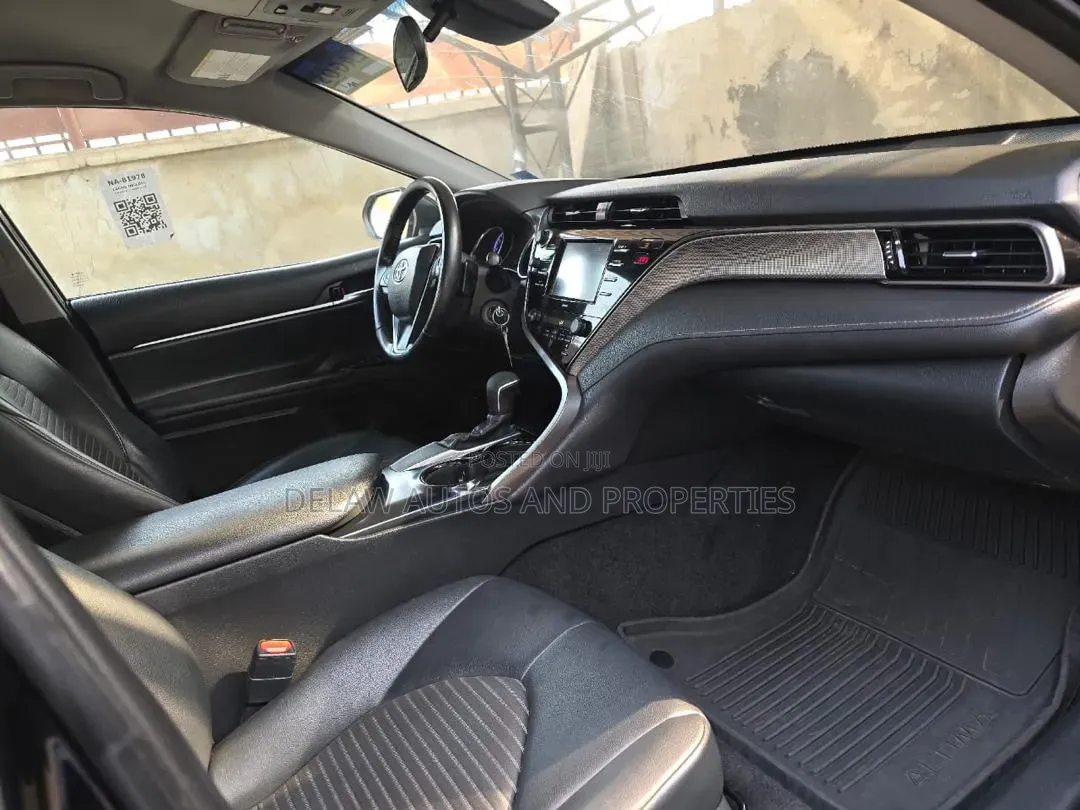 Toyota Camry 2020 Black