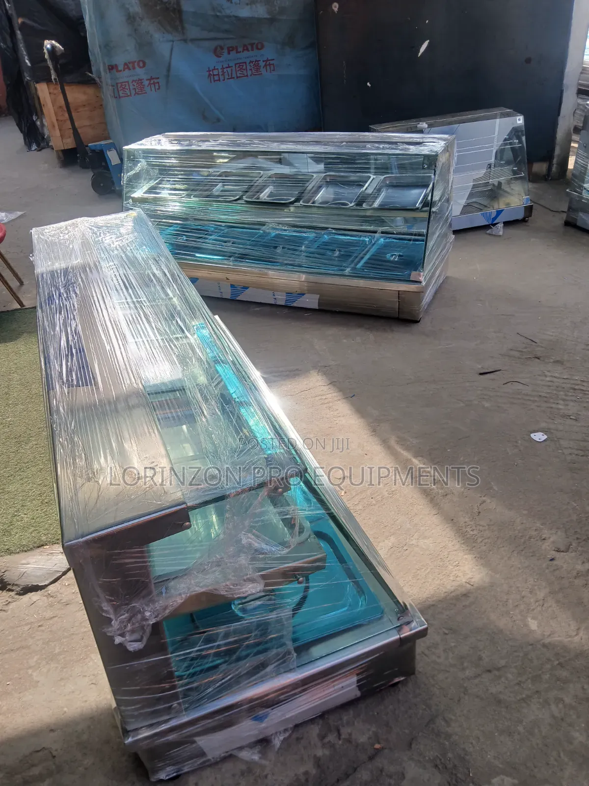 4 Plate Food Display Warmer-Keeps Food Hot Fresh/Attractive Display