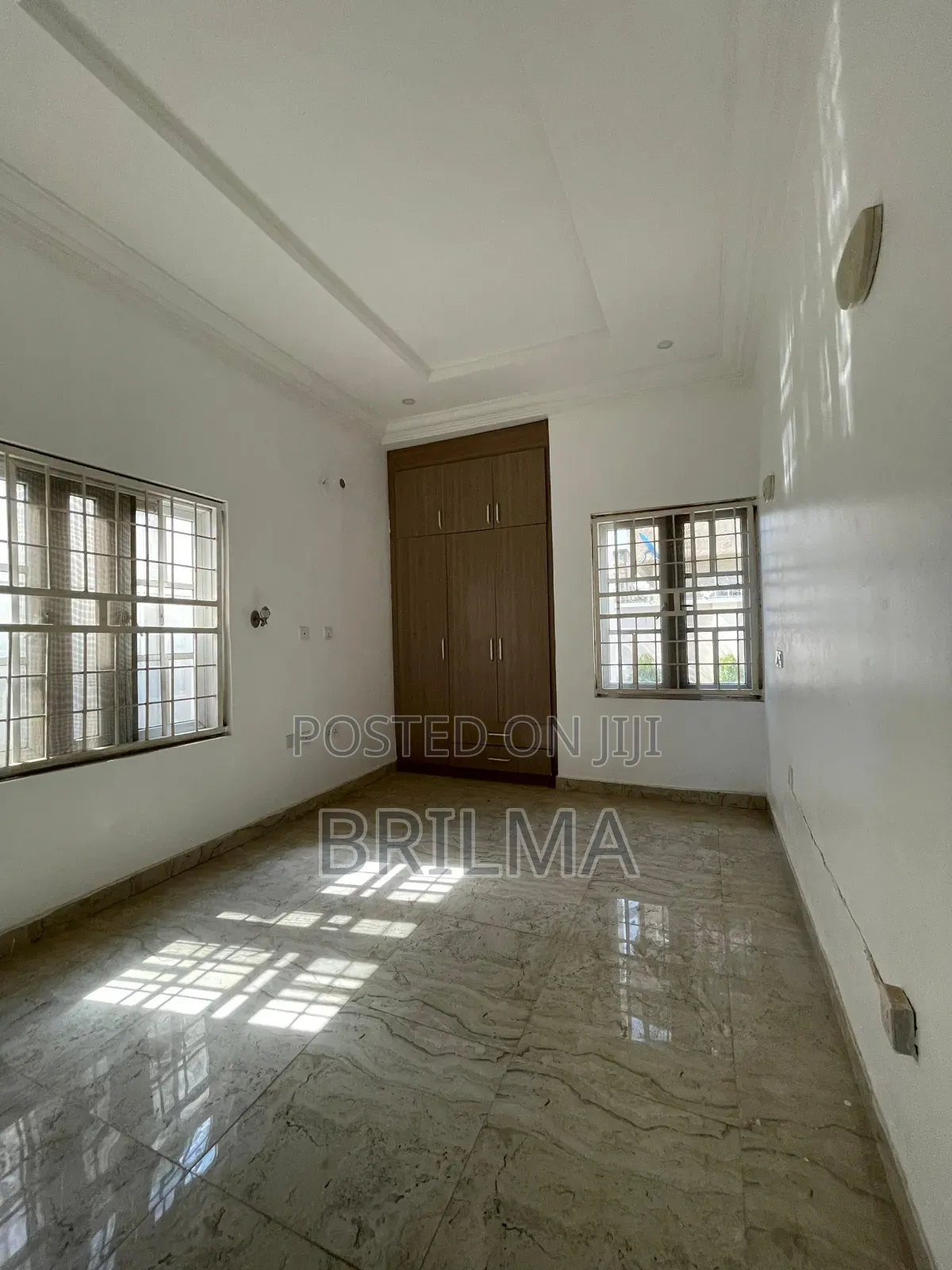 2bdrm Block of Flats in Jahi for sale