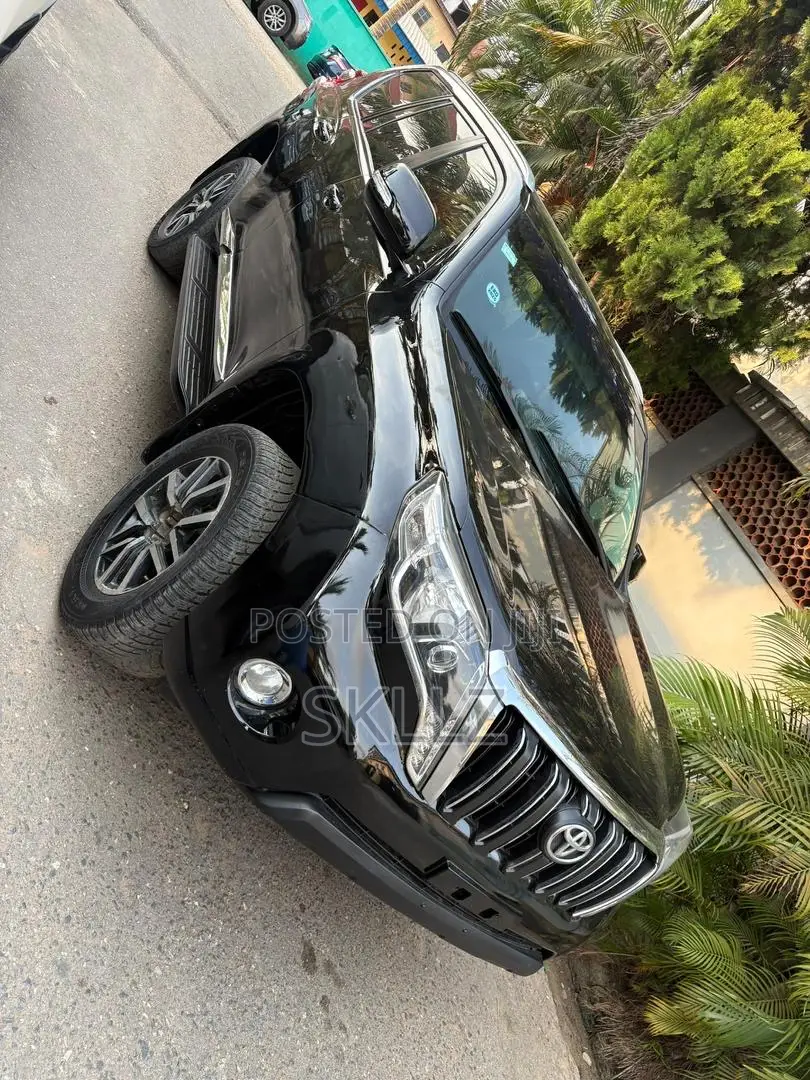 Toyota Land Cruiser Prado 2015 Black
