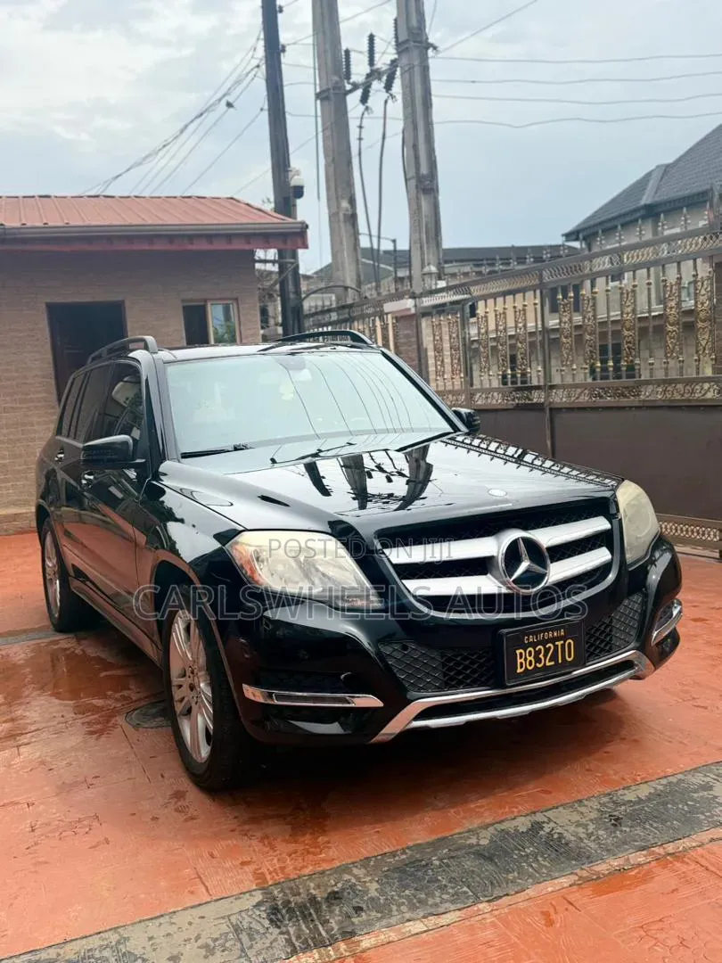 Mercedes-Benz GLK-Class 350 2014 Black