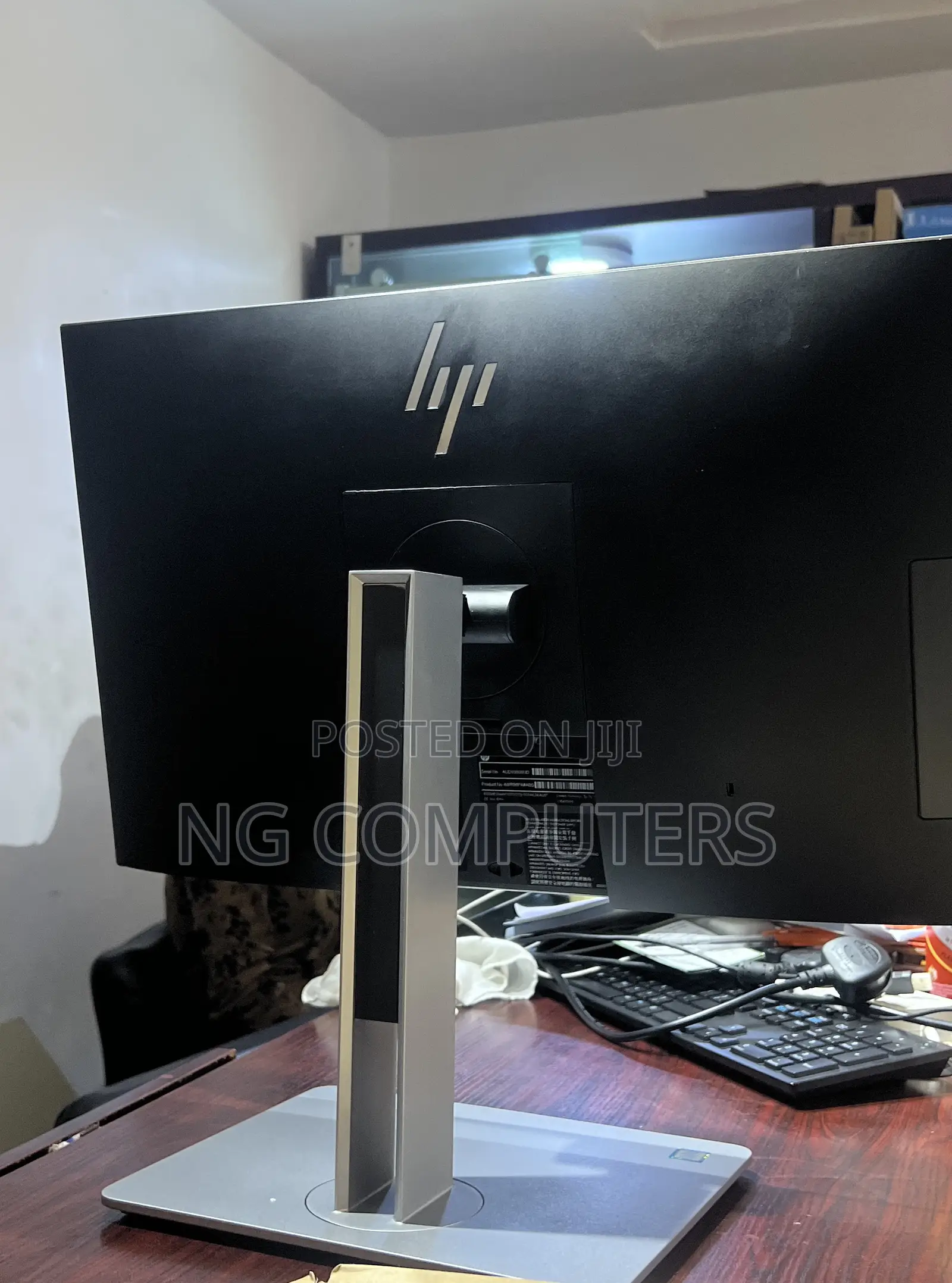 New Desktop Computer HP EliteOne 800 8GB Intel Core i5 SSD 256GB