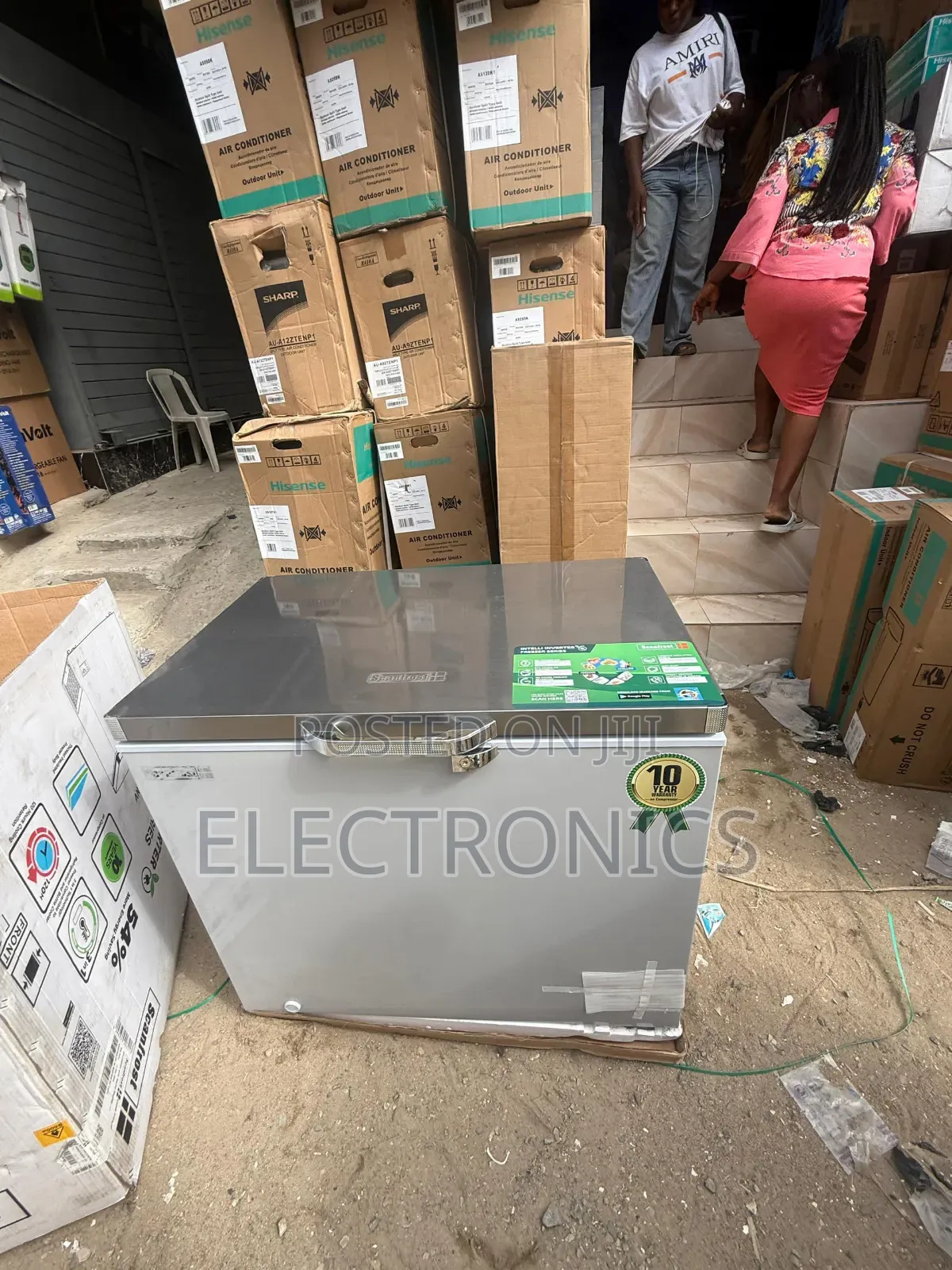 Scanfrost Inverter Freezer 250l