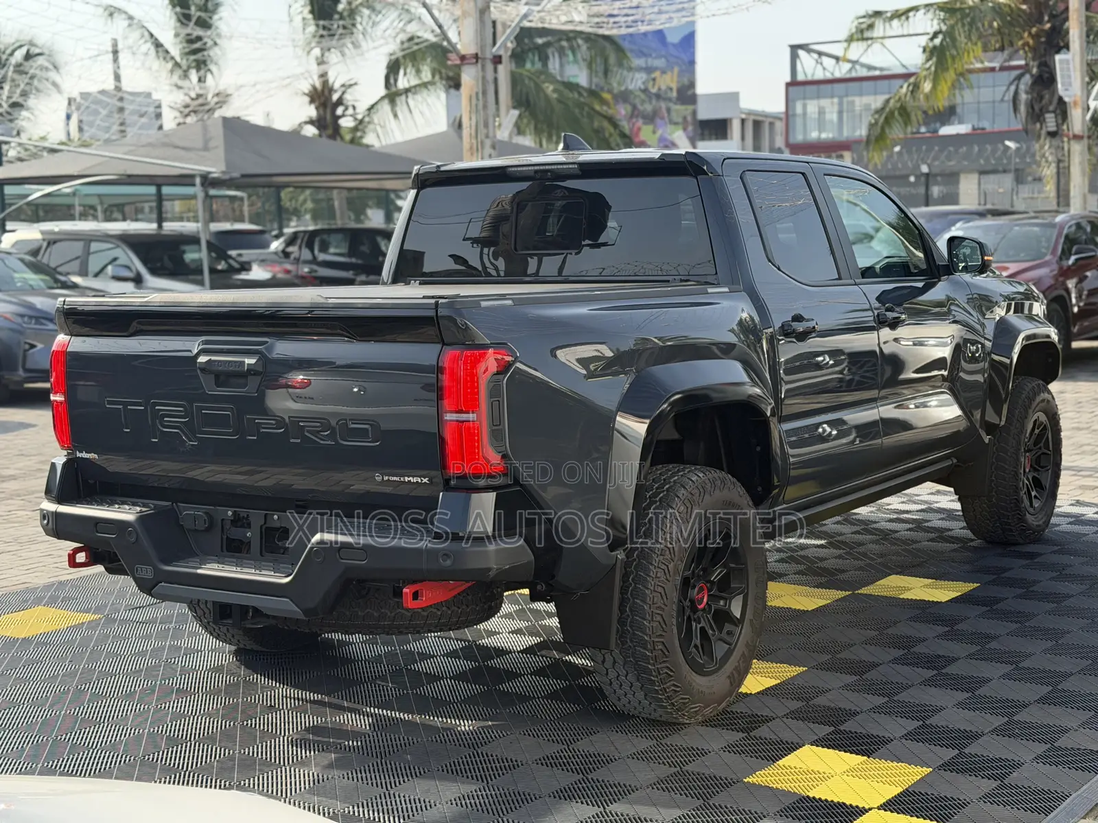 Toyota Tacoma TRD Off-Road Double Cab 4WD 5.0 ft. SB (Hybrid) 2025 Gray