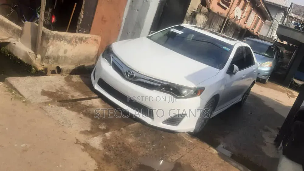 Toyota Camry 2012 White