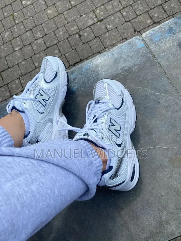 New Balance Unisex Sneakers — Premium Quality