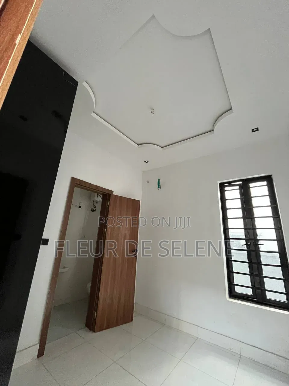 4bdrm Duplex in Lagos Island / Lagos Island for sale