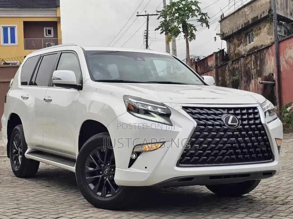 Lexus GX 460 AWD 2023 White