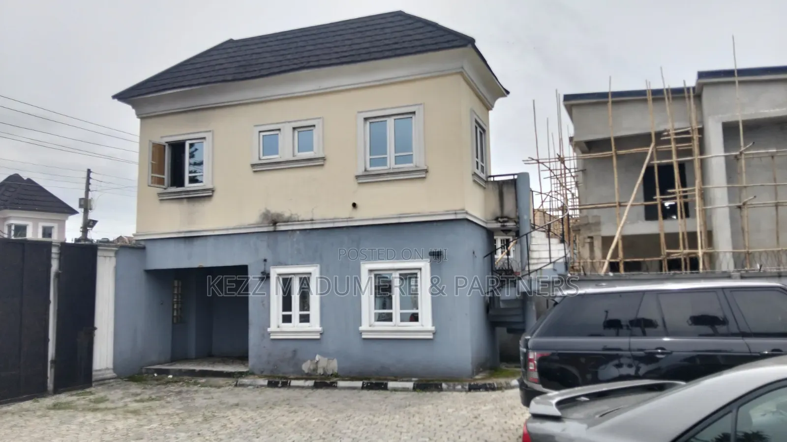 6bdrm Duplex in Royal Estate Dr, Old GRA for rent