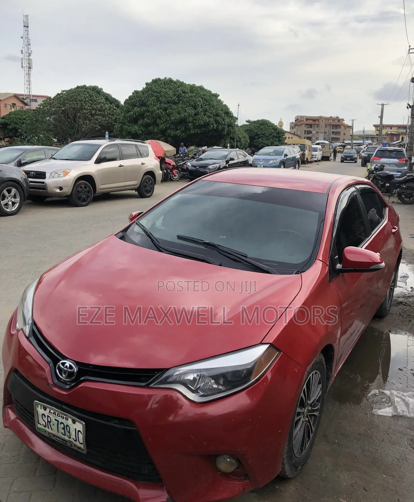 Toyota Corolla 2015 Red