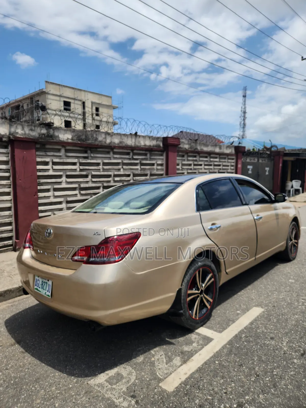Toyota Avalon Touring Sedan FWD (3.5L 6cyl 6A) 2008 Gold