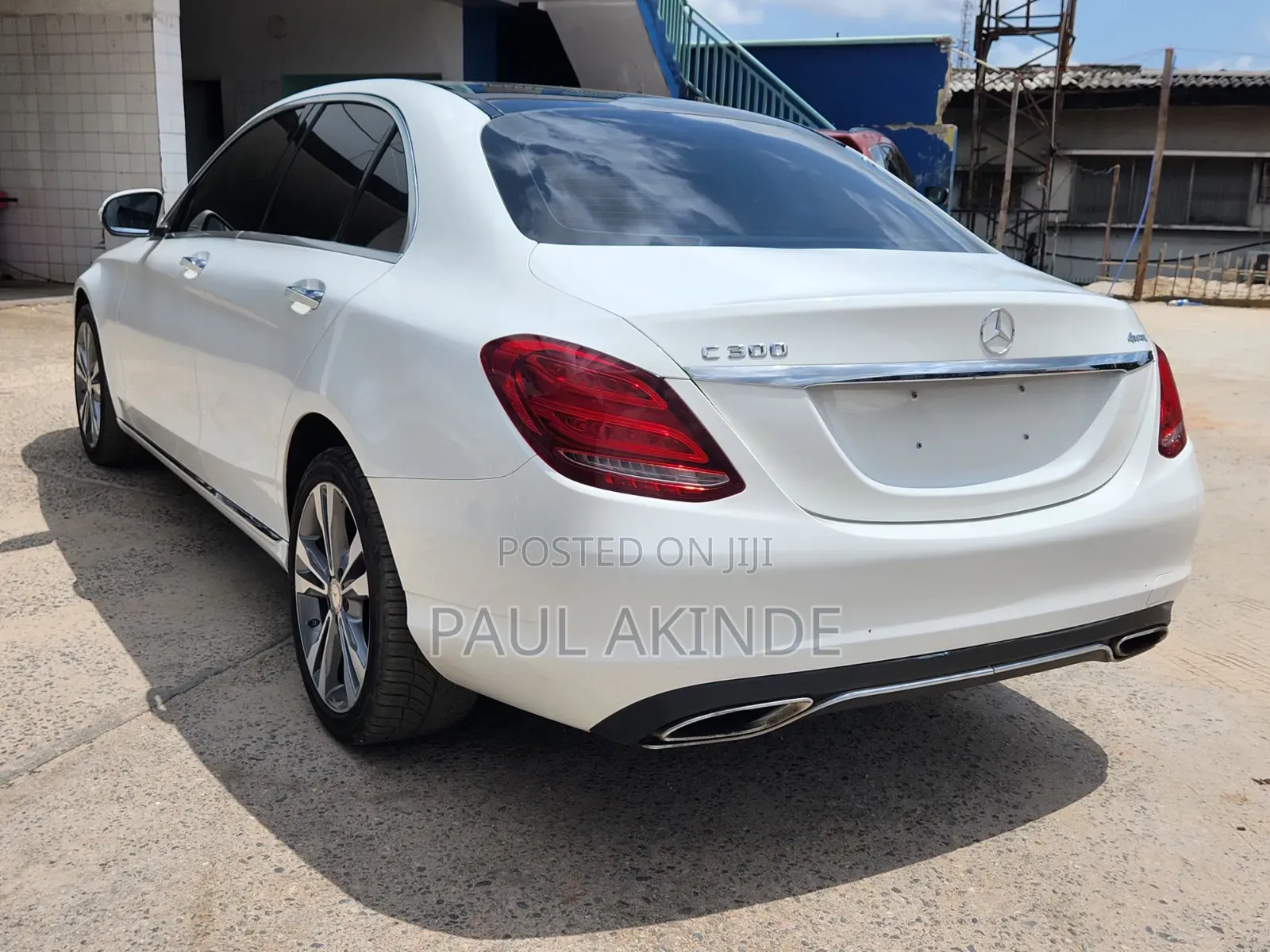 Mercedes-Benz C300 Luxury 4dr AWD 4Matic Sedan (2.0L 4cyl 7A) 2015