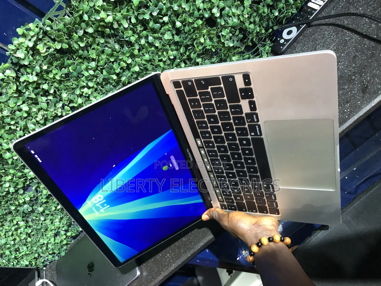 Laptop Apple MacBook Pro 32GB Intel Core i7 SSD 512GB