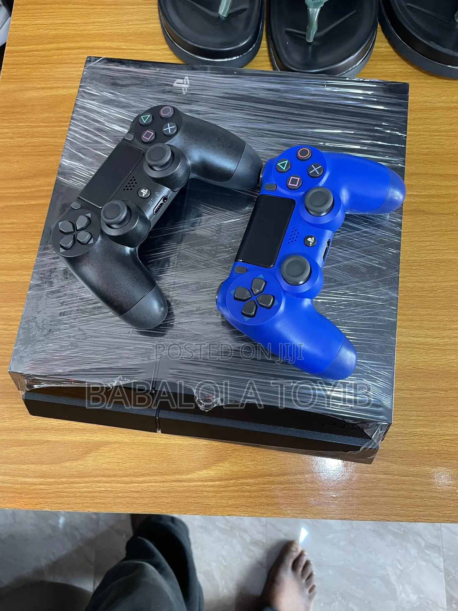 Ps4 Fat With 2 New Pads 7-8games Fc26 Included