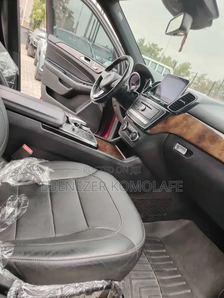 Mercedes-Benz GLE-Class 2016 Red