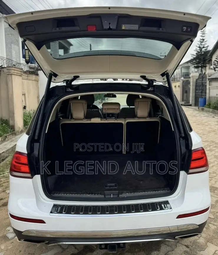 Mercedes-Benz GLE-Class GLE 350d 4MATIC 2016 White