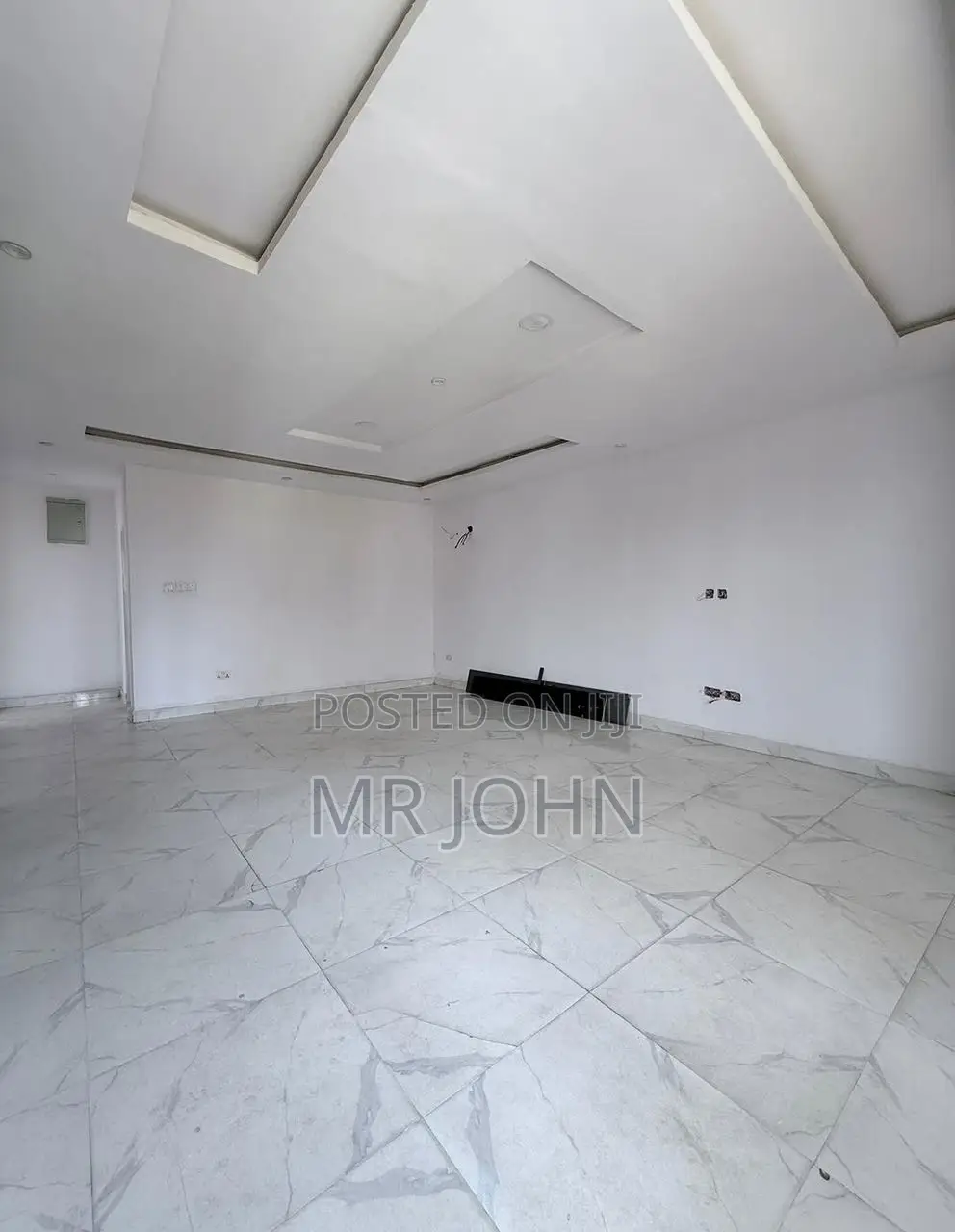 4bdrm Duplex in Ikota Gra D Man, Lekki for rent