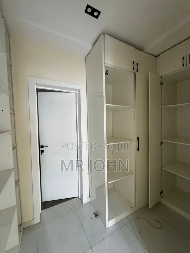 4bdrm House in Lekki 1 D Man Pr for rent