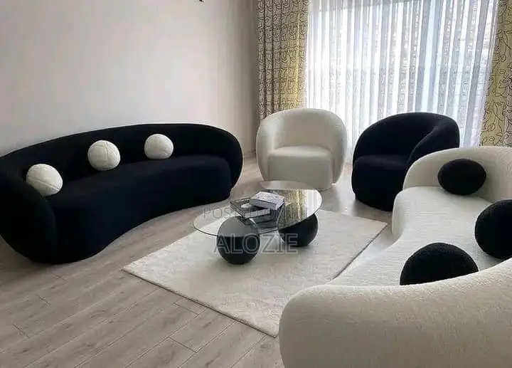 Classic and Luxury Set of Sofa