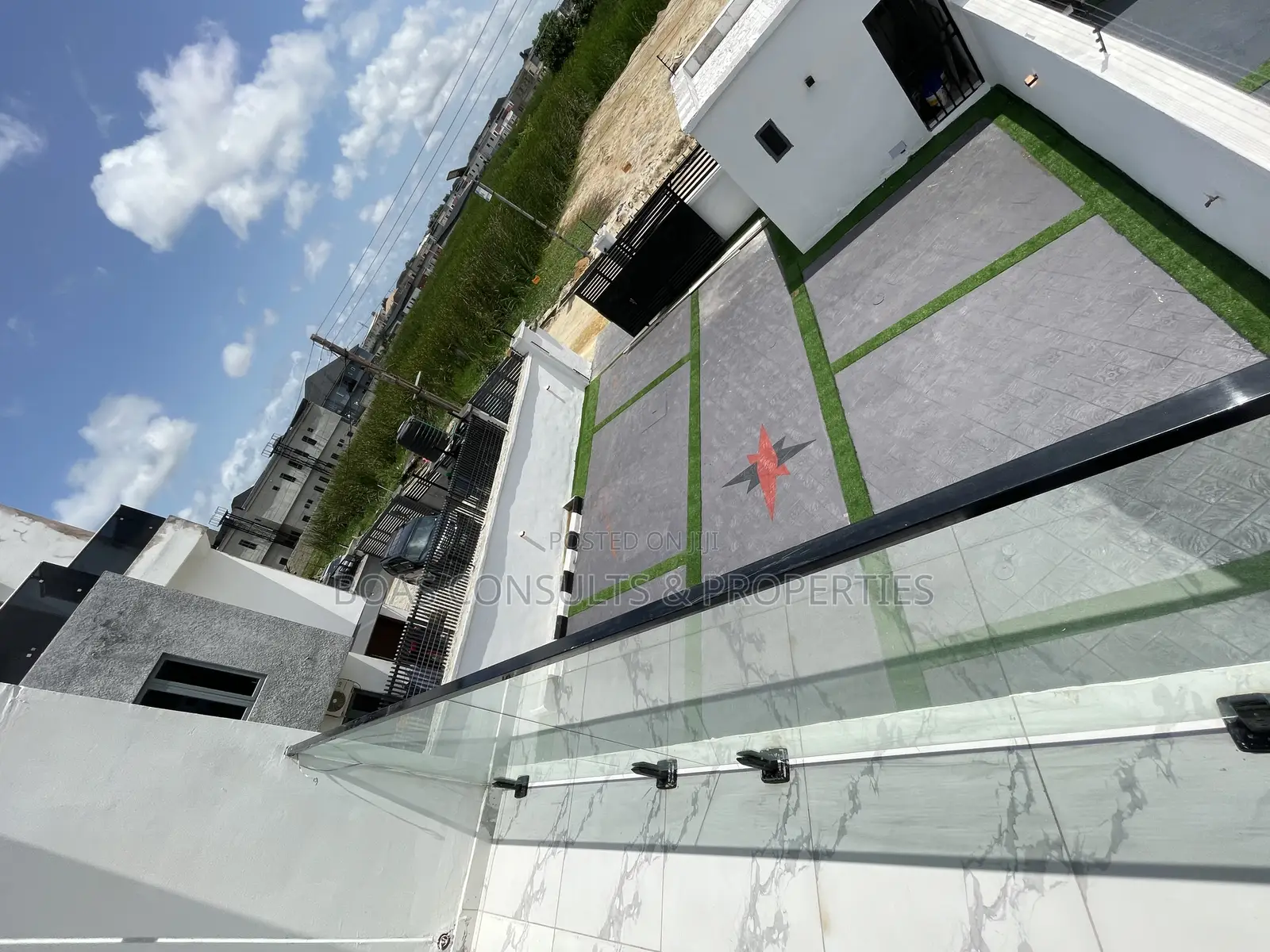 4bdrm Duplex in Ilaje / Lekki for sale