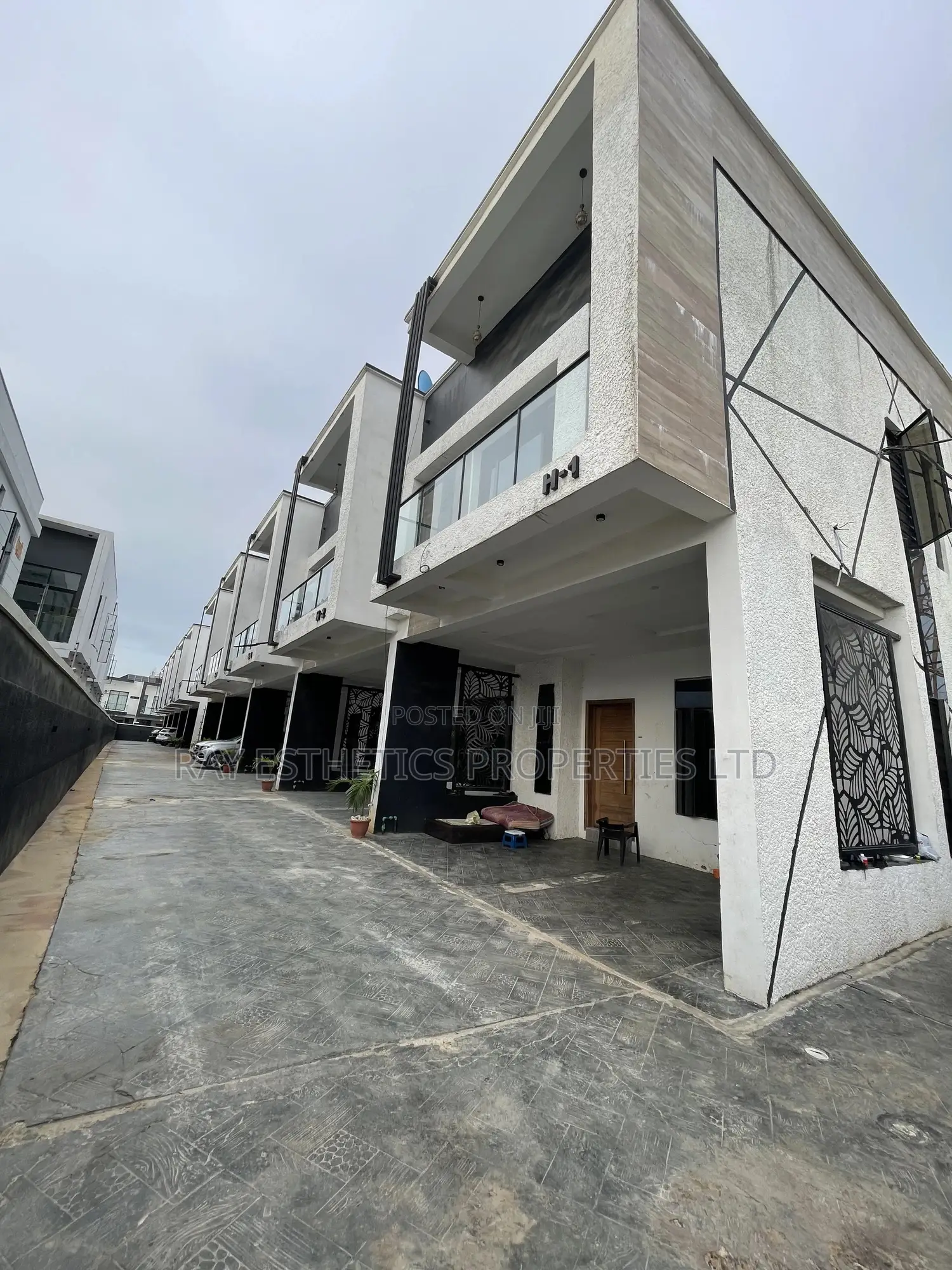 4bdrm Duplex in Angel’S Court 2, Ikota for rent