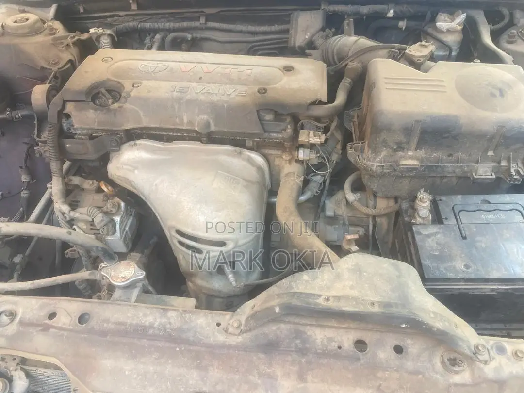 Toyota Camry 2004 Burgundy