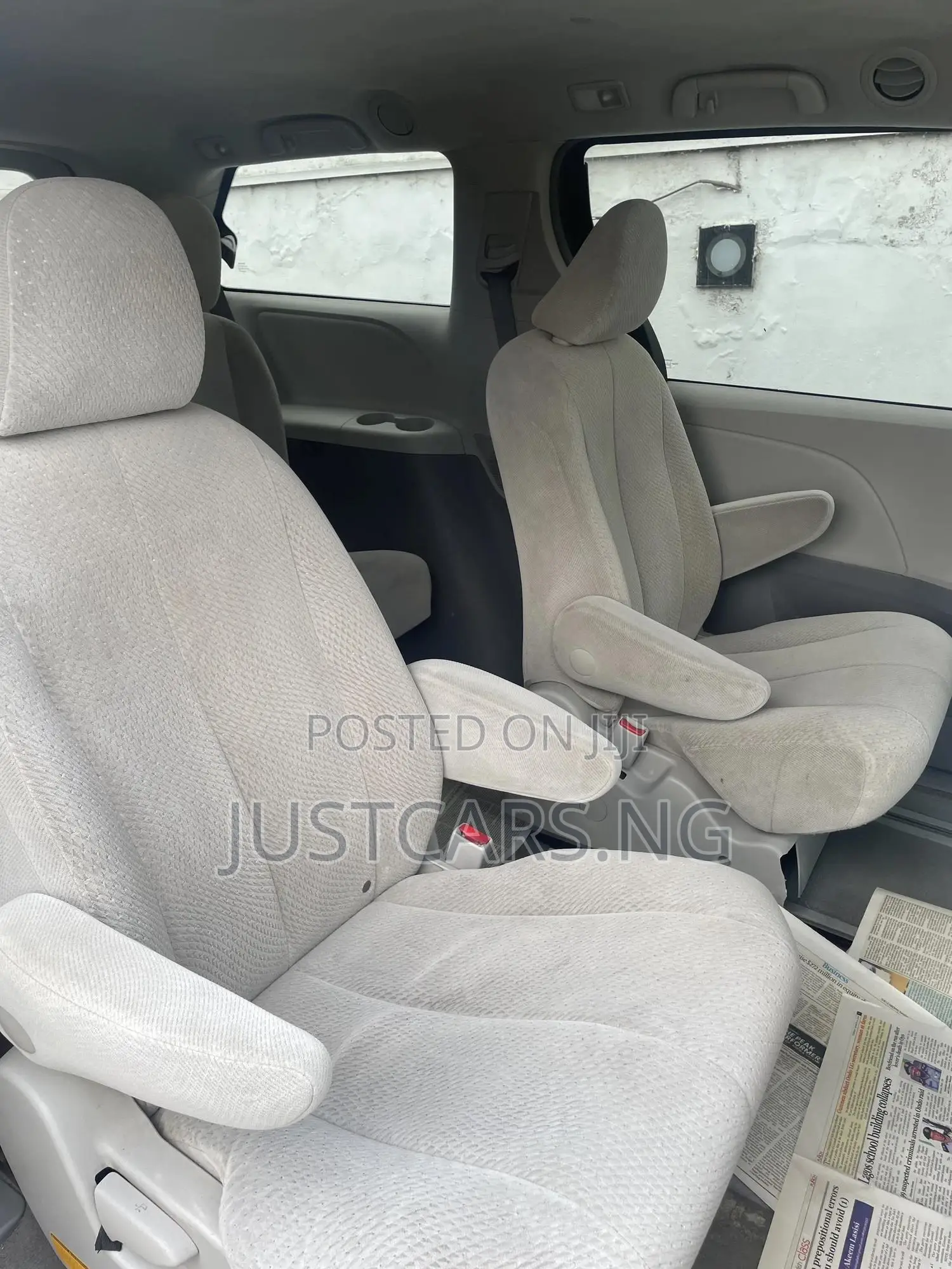 Toyota Sienna 2011 Gray