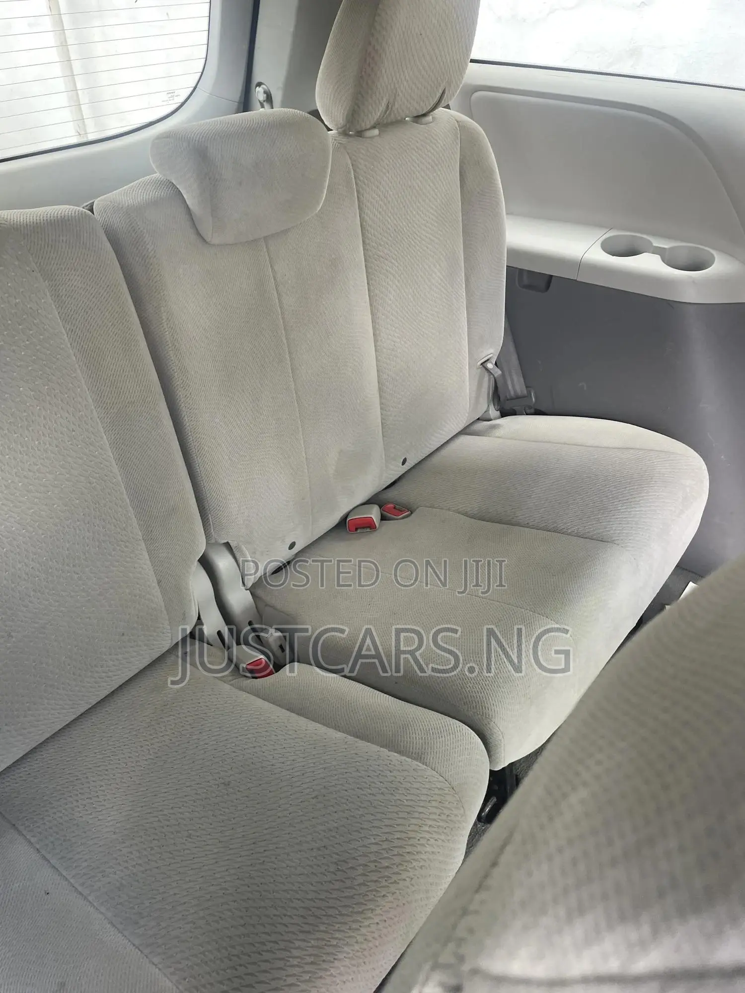 Toyota Sienna 2011 Gray