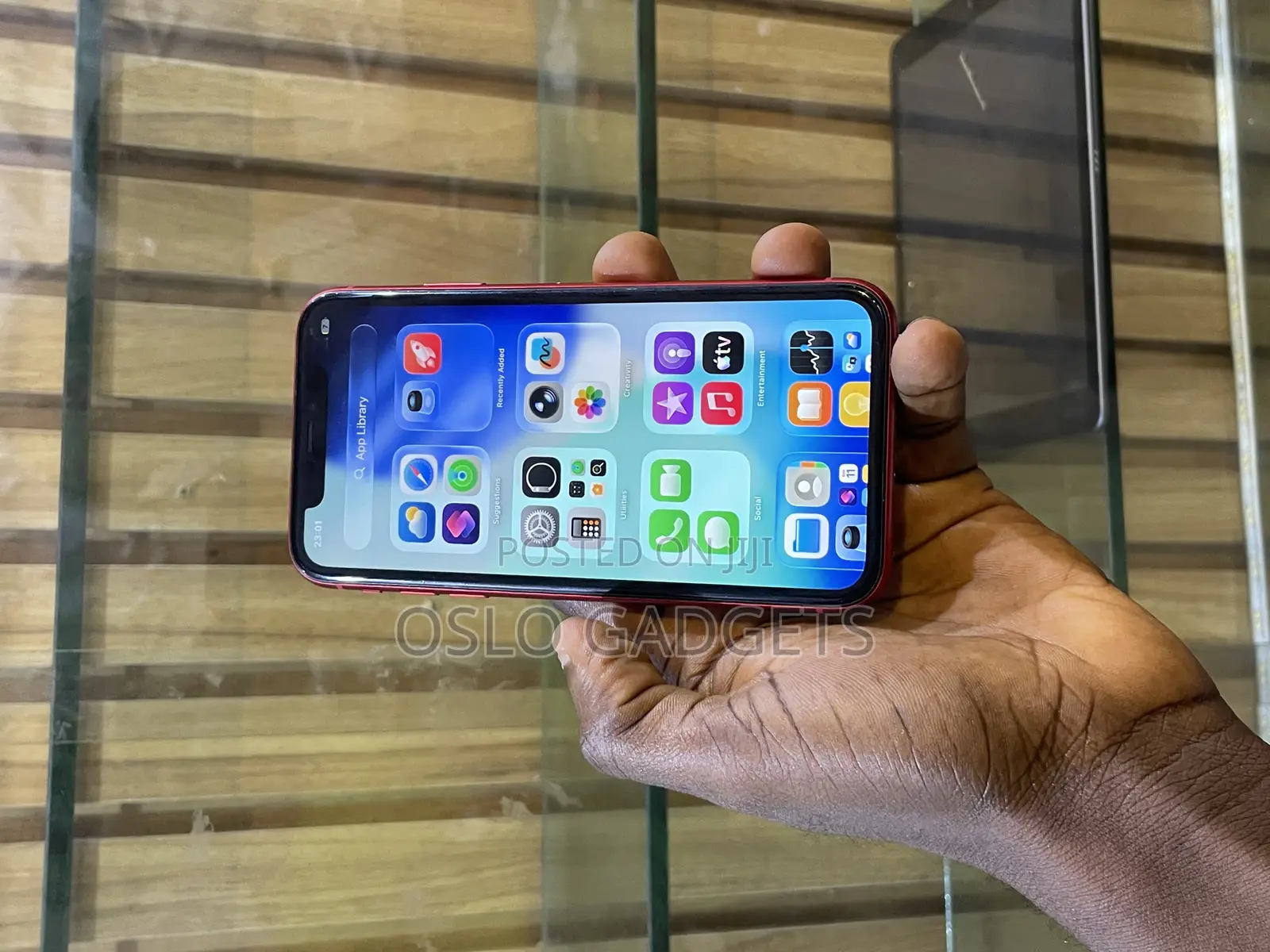 Apple iPhone 11 64 GB Red