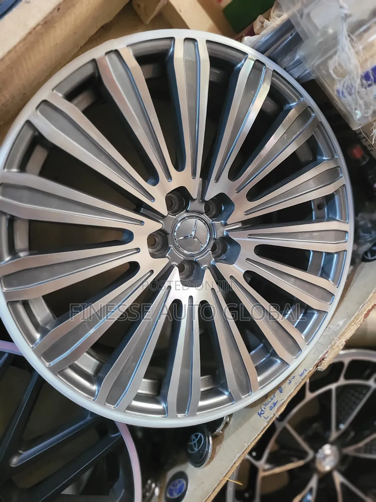 Universal Size 20 Rims for Mercedes Benz