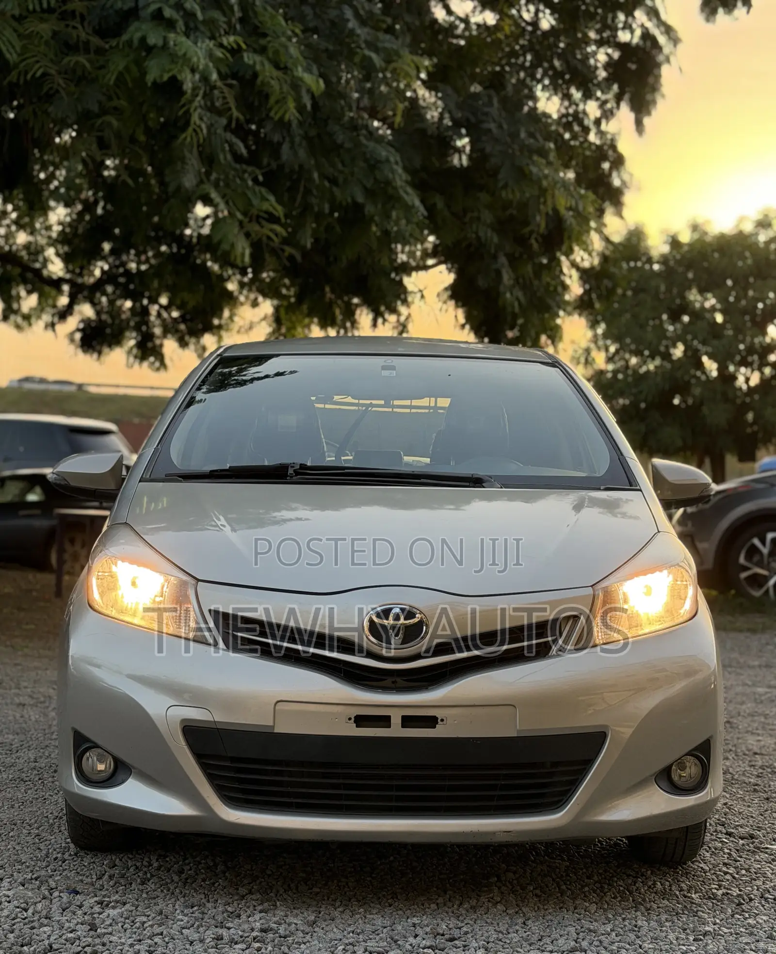 Toyota Yaris LE Hatchback 5dr 2016 Beige